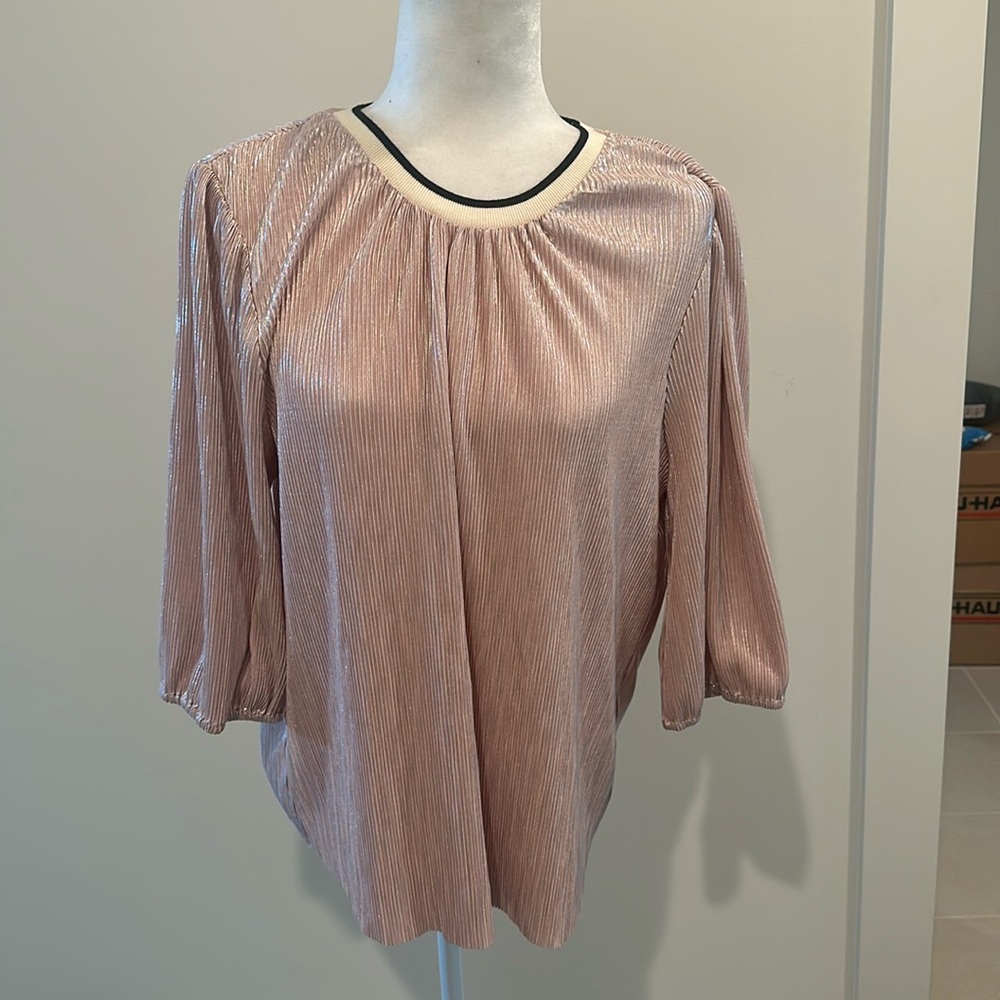 NWT THML Pink Metallic Top Sz L